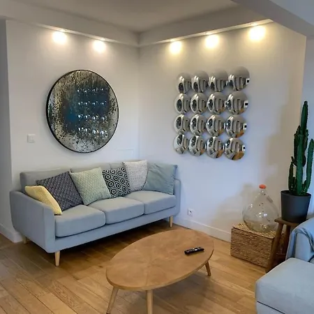 Sunny Rooftop With 2 Bedrooms In Chinatown Appartement *