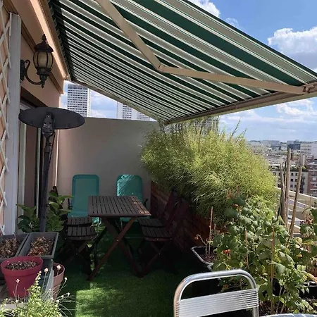 Sunny Rooftop With 2 Bedrooms In Chinatown